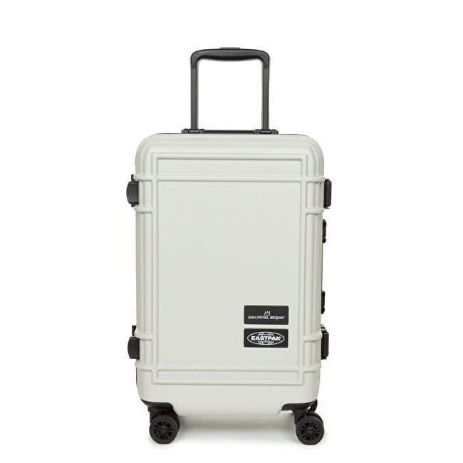 Resim BASQUIAT X EASTPAK RESIST'R CASE S BASQUIAT PEGASUS TEKERLEKLİ VALİZ