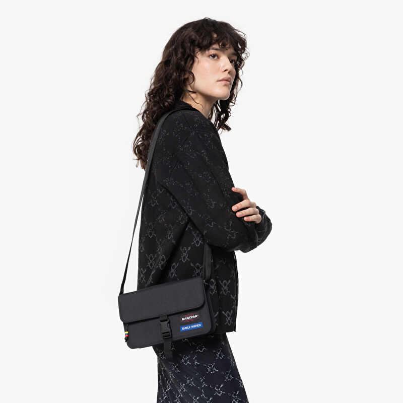 DP エントリーパック Daily Mini Bag Dp Black Omuz Çantası | Eastpak