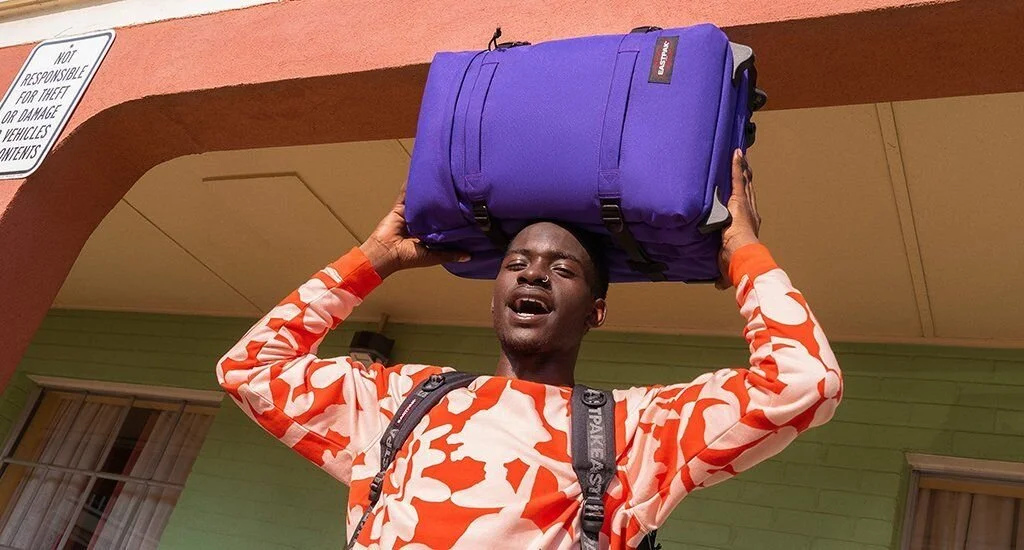 What is a cabin bag?